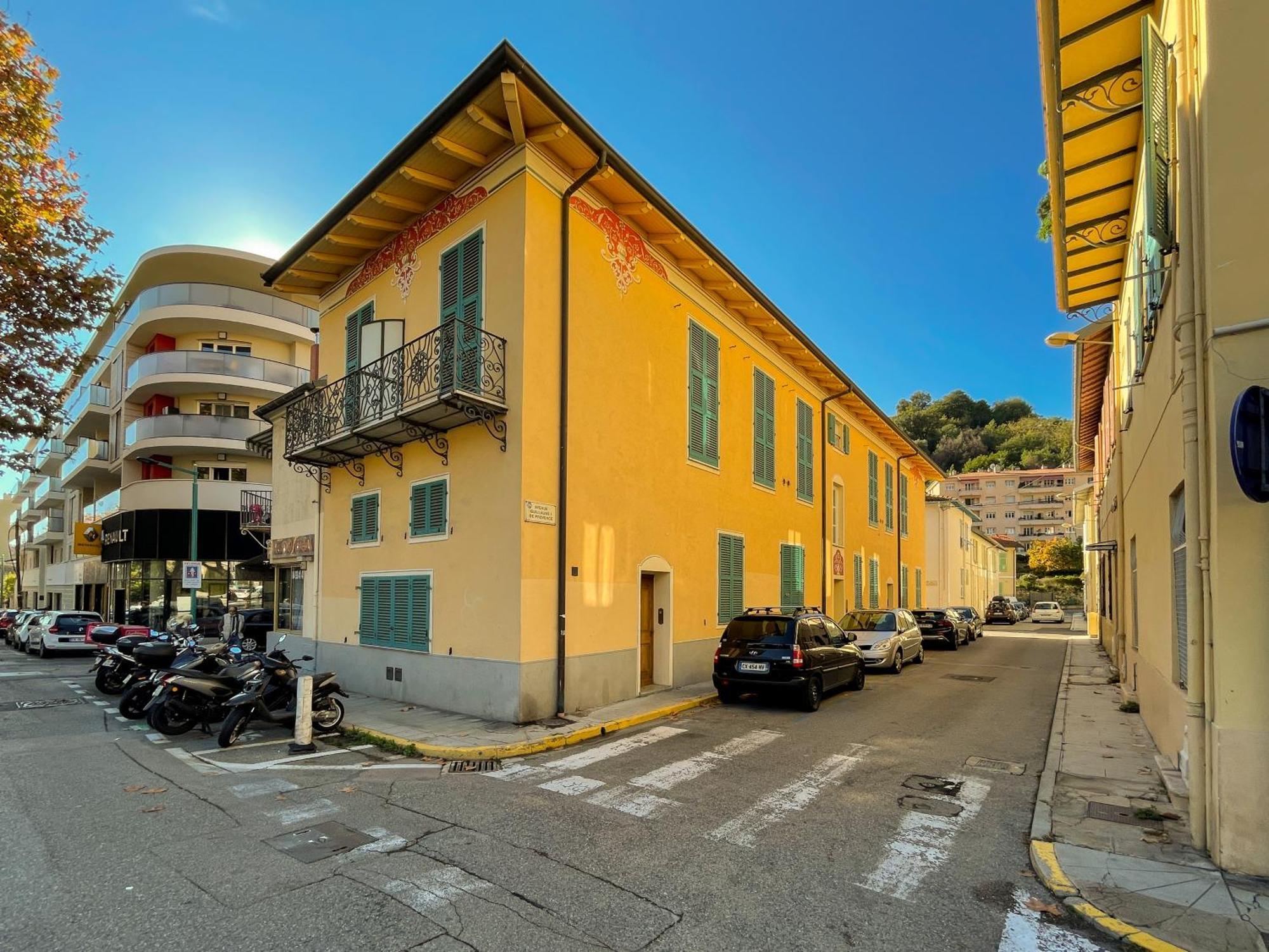 5 Pers Parking Wifi Ac Appartement Menton